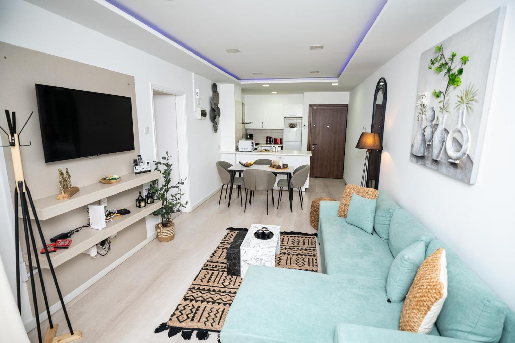 Lazuli Beach & Pool Apartment 501 Larnaca Exterior photo