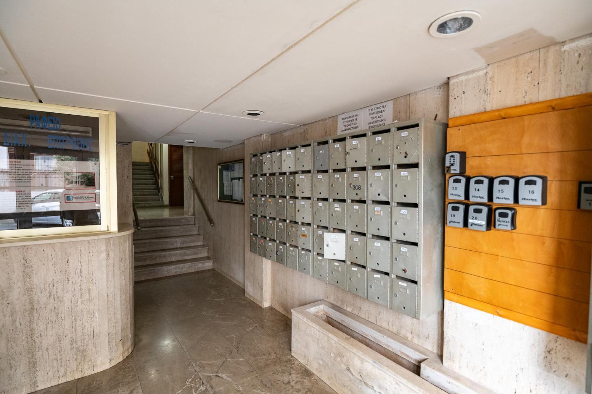 Lazuli Beach & Pool Apartment 501 Larnaca Exterior photo