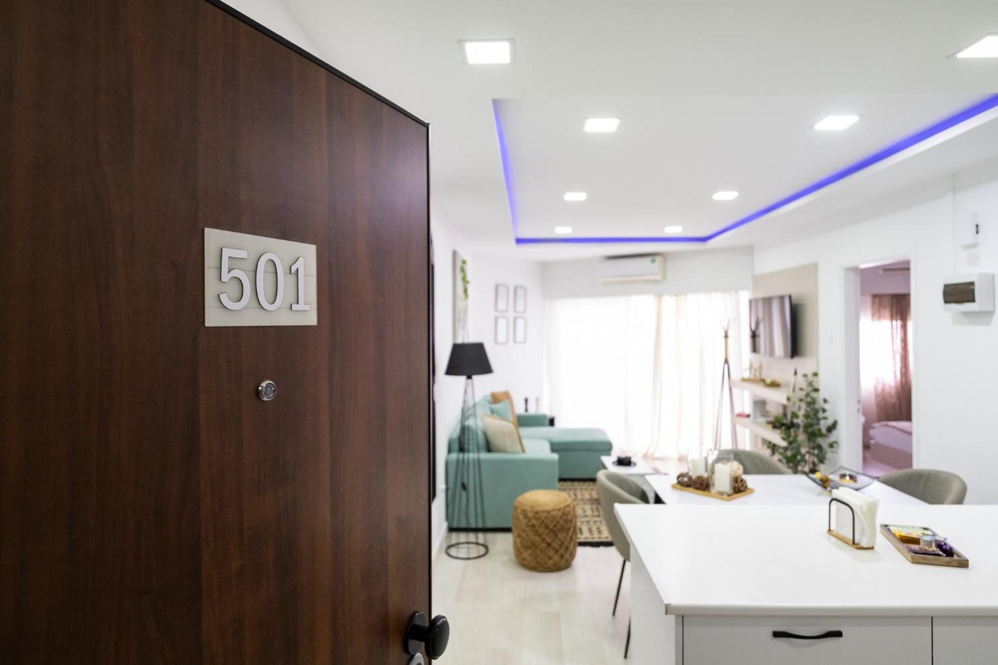 Lazuli Beach & Pool Apartment 501 Larnaca Exterior photo