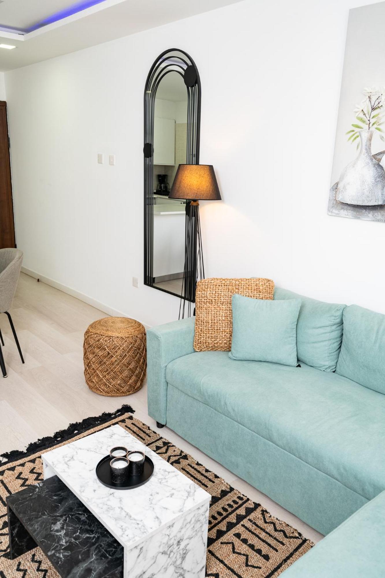 Lazuli Beach & Pool Apartment 501 Larnaca Exterior photo